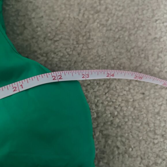 Green puffer vest - Picture 6 of 6